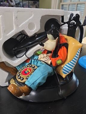 Disney‎ Goofy Retro Rotary Telephone